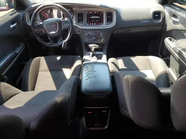 2C3CDXHG1KH690551 2019 DODGE CHARGER - Image 8
