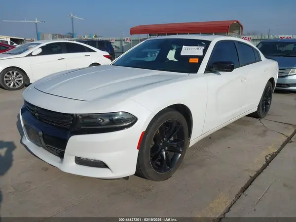 2C3CDXHG2GH118542 2016 DODGE CHARGER - Image 2