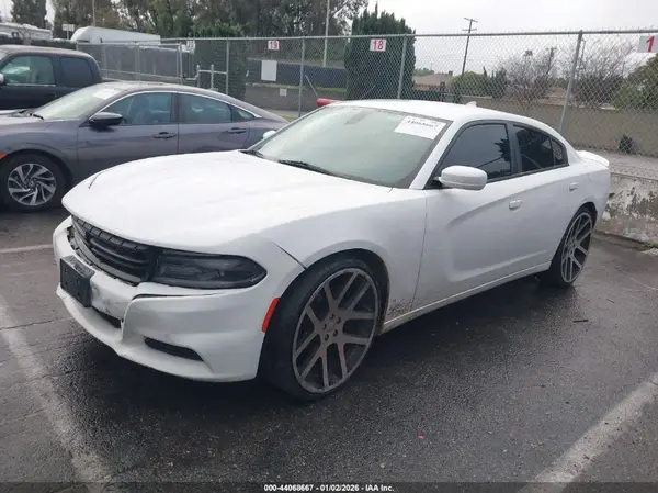 2C3CDXHG2GH215398 2016 DODGE CHARGER - Image 2