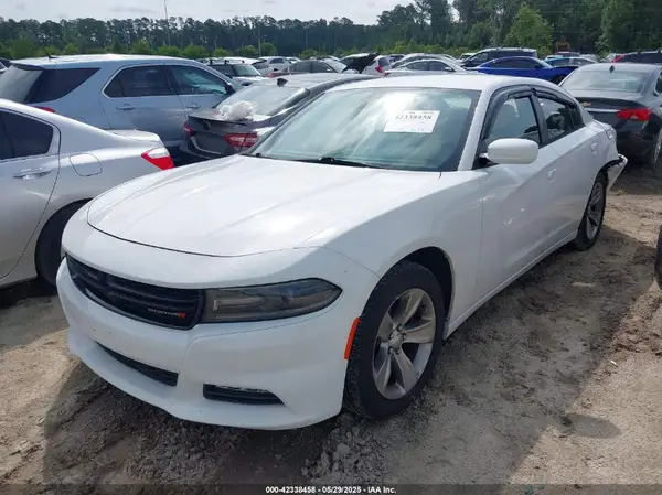 2C3CDXHG2GH233058 2016 DODGE CHARGER - Image 2