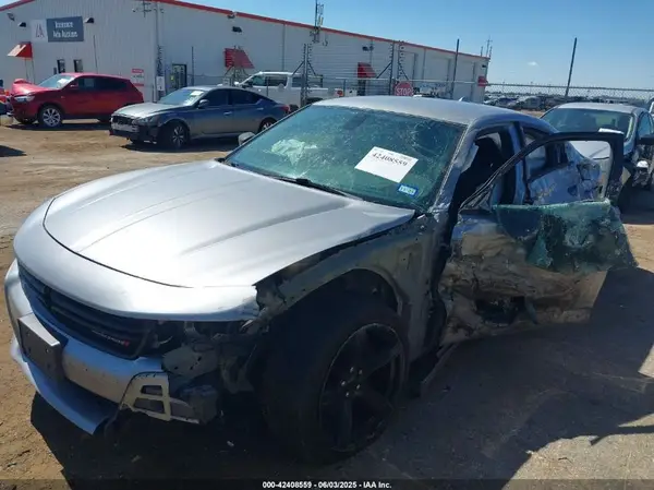 2C3CDXHG2GH233139 2016 DODGE CHARGER - Image 2