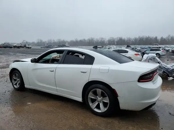 2C3CDXHG2GH251429 2016 DODGE CHARGER - Image 2