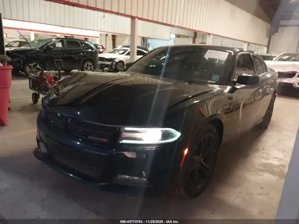 2C3CDXHG2GH292594 2016 DODGE CHARGER - Image 2