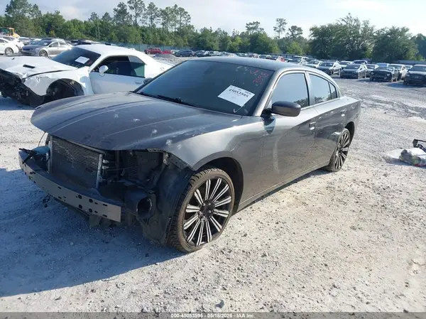 2C3CDXHG2GH326467 2016 DODGE CHARGER - Image 2