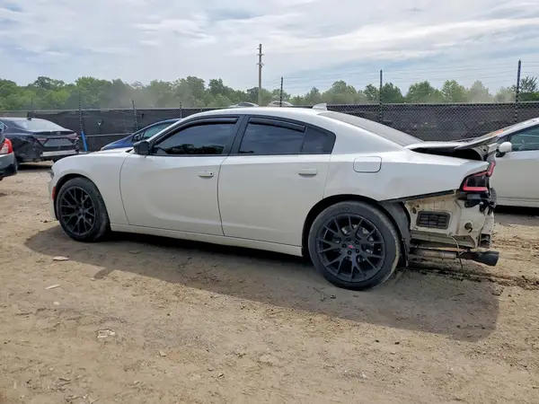 2C3CDXHG2GH339266 2016 DODGE CHARGER - Image 2