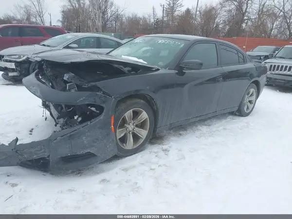 2C3CDXHG2GH346802 2016 DODGE CHARGER - Image 2