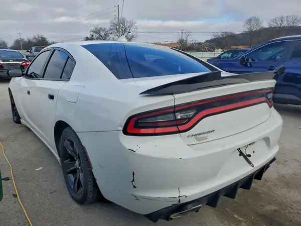 2C3CDXHG2GH356732 2016 DODGE CHARGER - Image 2