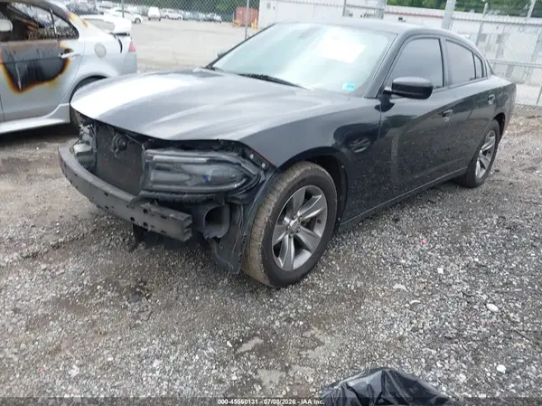 2C3CDXHG2HH533538 2017 DODGE CHARGER - Image 2