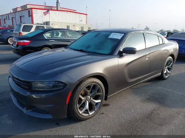 2C3CDXHG2HH556902 2017 DODGE CHARGER - Image 2
