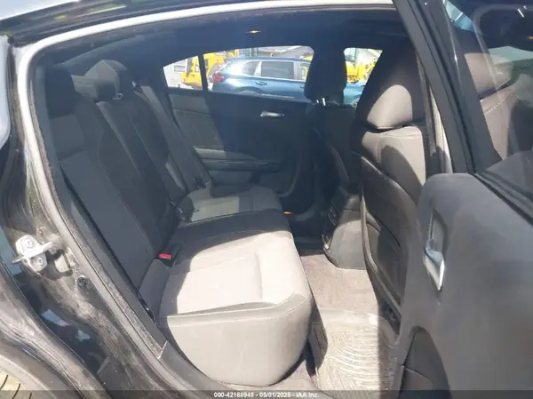 2C3CDXHG2HH575692 2017 DODGE CHARGER - Image 8