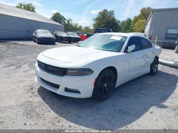 2C3CDXHG2HH641982 2017 DODGE CHARGER - Image 2