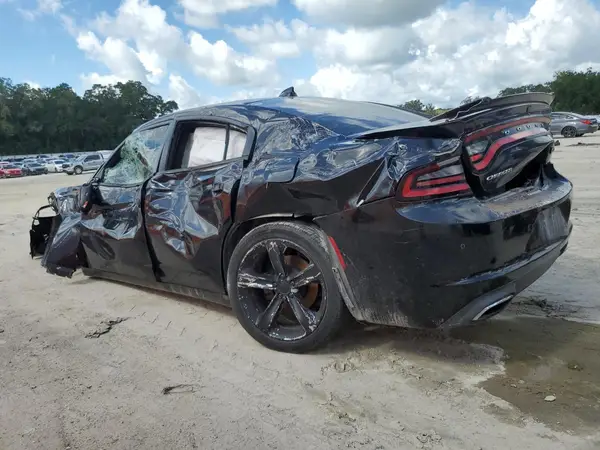 2C3CDXHG2JH162709 2018 DODGE CHARGER - Image 2