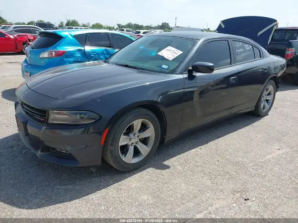 2C3CDXHG2JH188128 2018 DODGE CHARGER - Image 2