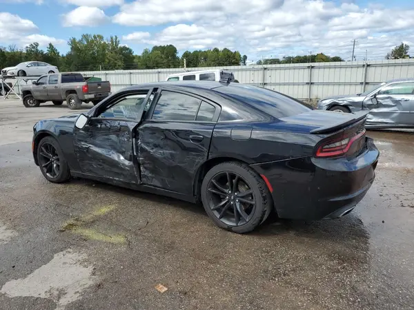 2C3CDXHG2JH188551 2018 DODGE CHARGER - Image 2