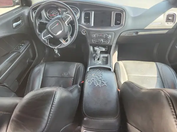 2C3CDXHG2JH189084 2018 DODGE CHARGER - Image 8