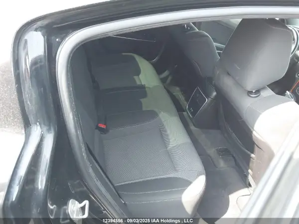 2C3CDXHG2JH220401 2018 DODGE CHARGER - Image 8