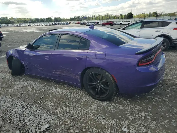 2C3CDXHG2JH312382 2018 DODGE CHARGER - Image 2