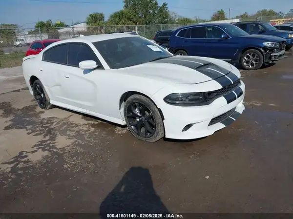2C3CDXHG2KH527181 2019 DODGE CHARGER - Image 1