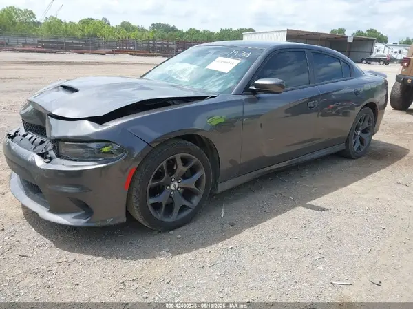 2C3CDXHG2KH561931 2019 DODGE CHARGER - Image 2