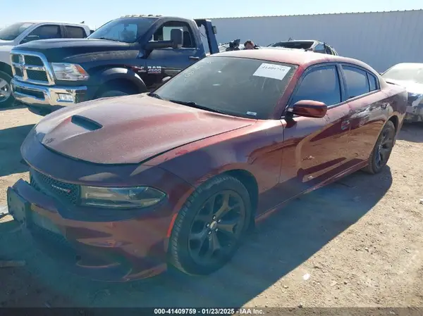 2C3CDXHG2KH585176 2019 DODGE CHARGER - Image 2