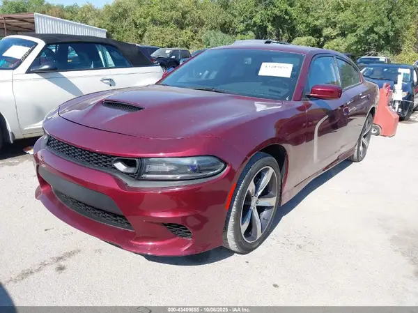 2C3CDXHG2KH597165 2019 DODGE CHARGER - Image 2