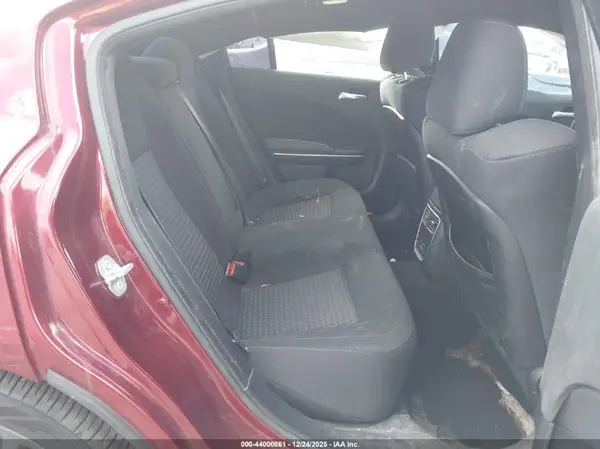 2C3CDXHG2KH605572 2019 DODGE CHARGER - Image 8