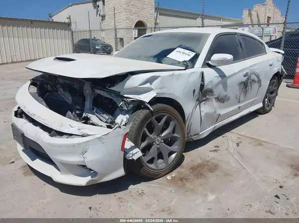 2C3CDXHG2KH632061 2019 DODGE CHARGER - Image 2