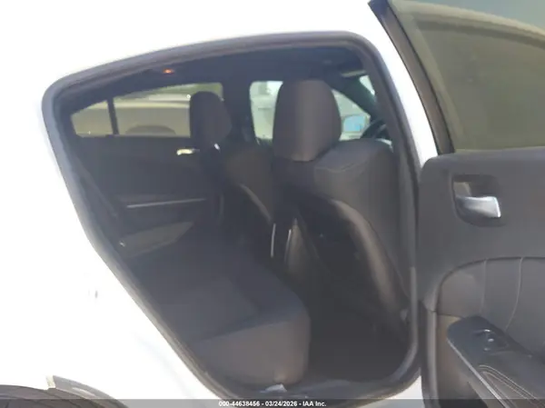 2C3CDXHG2KH632061 2019 DODGE CHARGER - Image 8