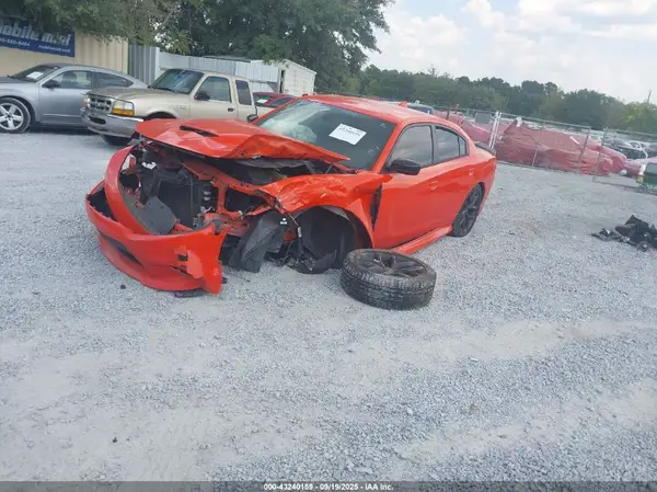 2C3CDXHG2LH176693 2020 DODGE CHARGER - Image 2