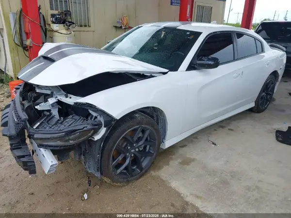 2C3CDXHG2PH551231 2023 DODGE CHARGER - Image 2