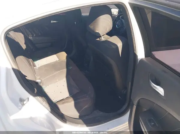 2C3CDXHG2PH656321 2023 DODGE CHARGER - Image 8