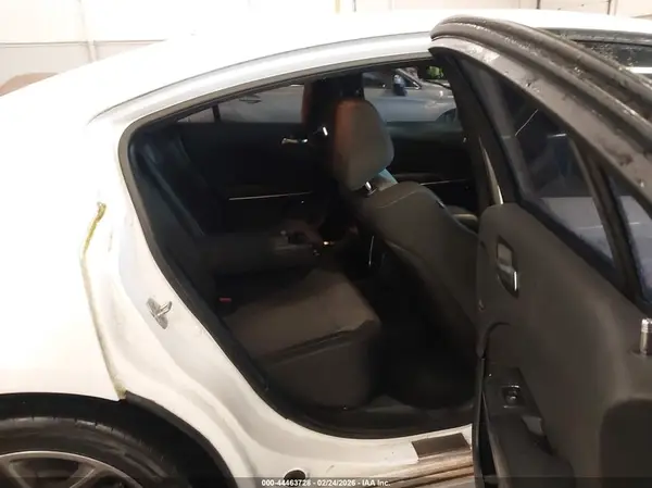 2C3CDXHG3GH127489 2016 DODGE CHARGER - Image 8