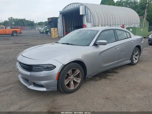 2C3CDXHG3GH132661 2016 DODGE CHARGER - Image 2