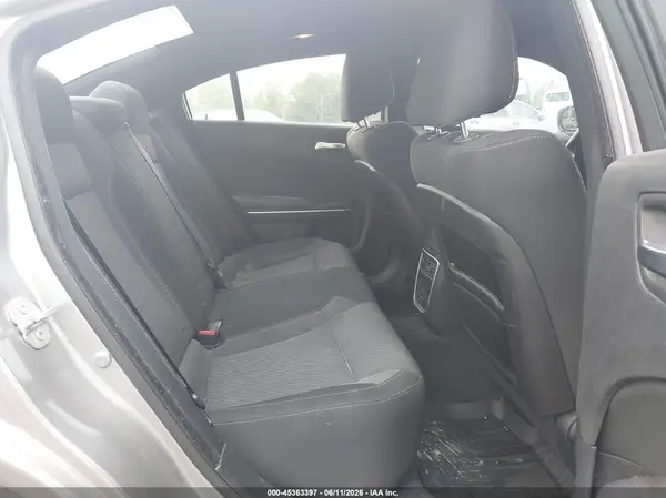 2C3CDXHG3GH132661 2016 DODGE CHARGER - Image 8