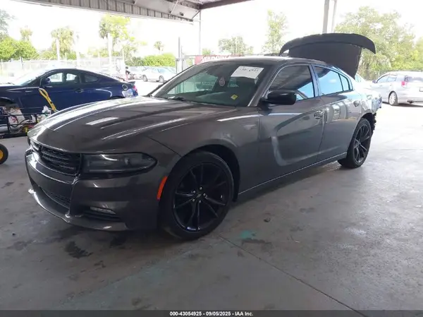 2C3CDXHG3GH139853 2016 DODGE CHARGER - Image 2