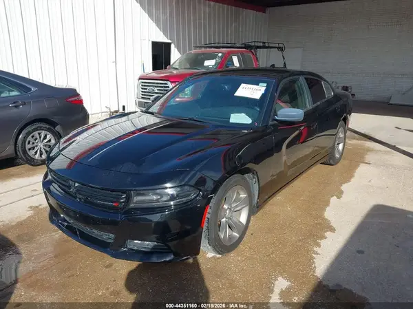 2C3CDXHG3GH154126 2016 DODGE CHARGER - Image 2