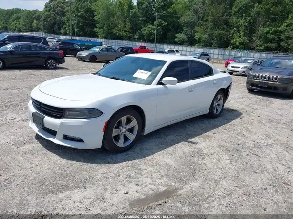 2C3CDXHG3GH174070 2016 DODGE CHARGER - Image 2