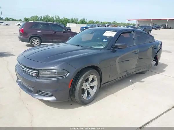 2C3CDXHG3GH196554 2016 DODGE CHARGER - Image 2