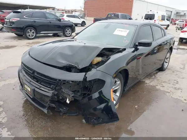2C3CDXHG3GH215524 2016 DODGE CHARGER - Image 2
