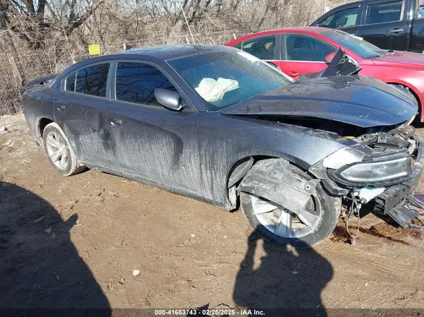 2C3CDXHG3GH222702 2016 DODGE CHARGER - Image 1