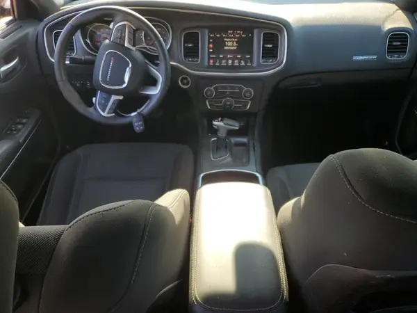 2C3CDXHG3GH258647 2016 DODGE CHARGER - Image 8