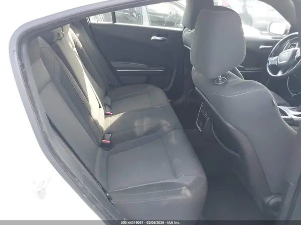 2C3CDXHG3GH266182 2016 DODGE CHARGER - Image 8