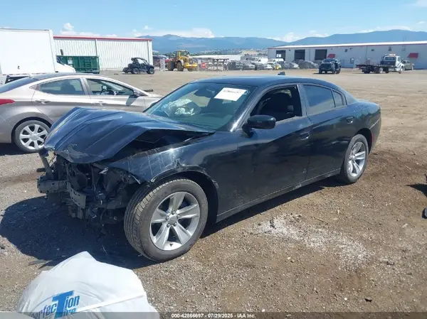 2C3CDXHG3GH339440 2016 DODGE CHARGER - Image 2