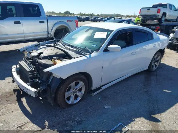 2C3CDXHG3HH503738 2017 DODGE CHARGER - Image 2