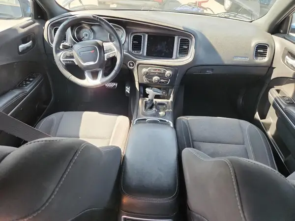 2C3CDXHG3HH659892 2017 DODGE CHARGER - Image 8