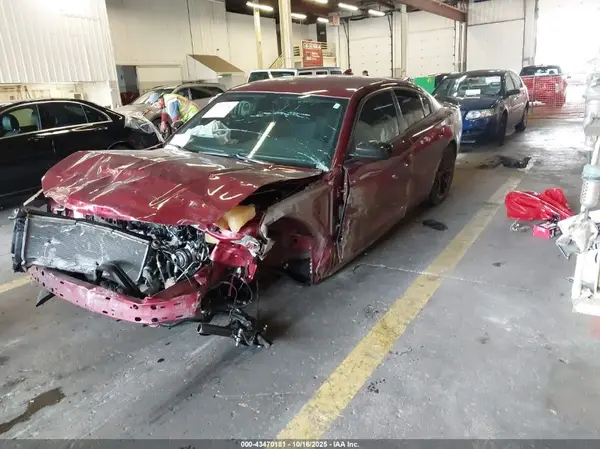 2C3CDXHG3JH160922 2018 DODGE CHARGER - Image 2