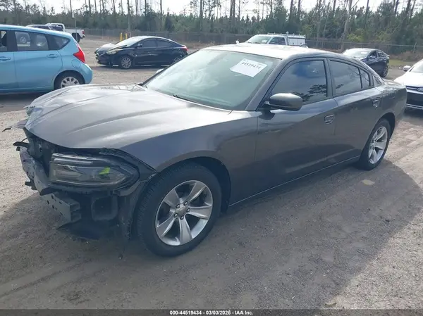 2C3CDXHG3JH176179 2018 DODGE CHARGER - Image 2