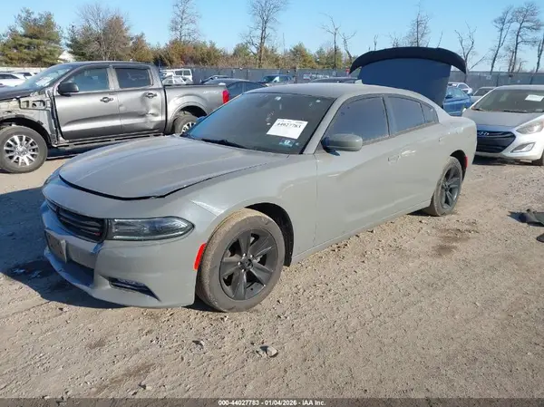 2C3CDXHG3JH179390 2018 DODGE CHARGER - Image 2