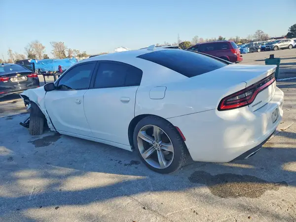 2C3CDXHG3JH192558 2018 DODGE CHARGER - Image 2