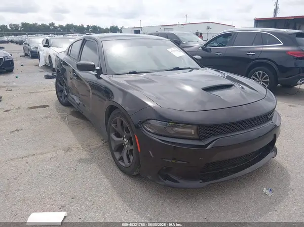 2C3CDXHG3JH218043 2018 DODGE CHARGER - Image 1